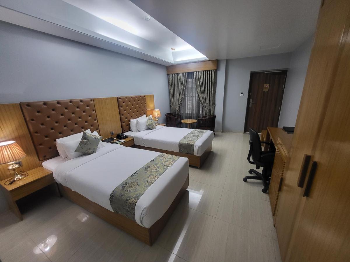 Momo Inn Bogra Екстериор снимка